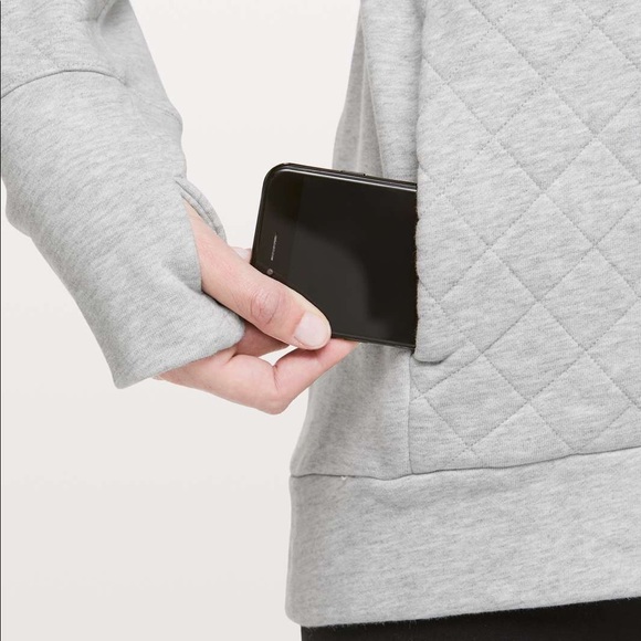 LULULEMON Quilted Half Zip Pullover Sweatshirt in Heathered Vapor Grey - Picture 5 of 12